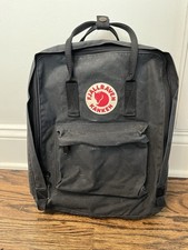 Fjallraven Black 15" Kanken